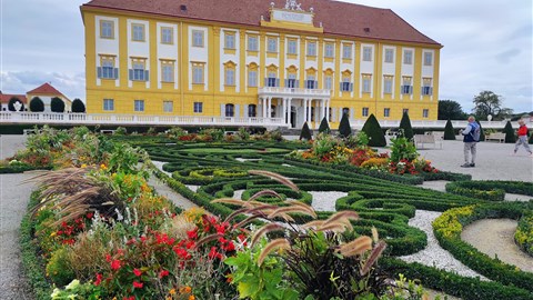 zámek Schloss Hof